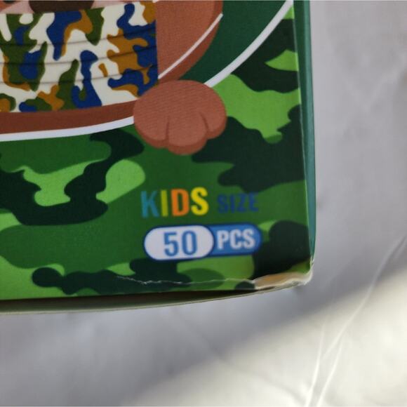 Disposable Protective Kids Face Masks Individually Pkgd 50 Pieces Asstd Colors - Picture 6 of 7